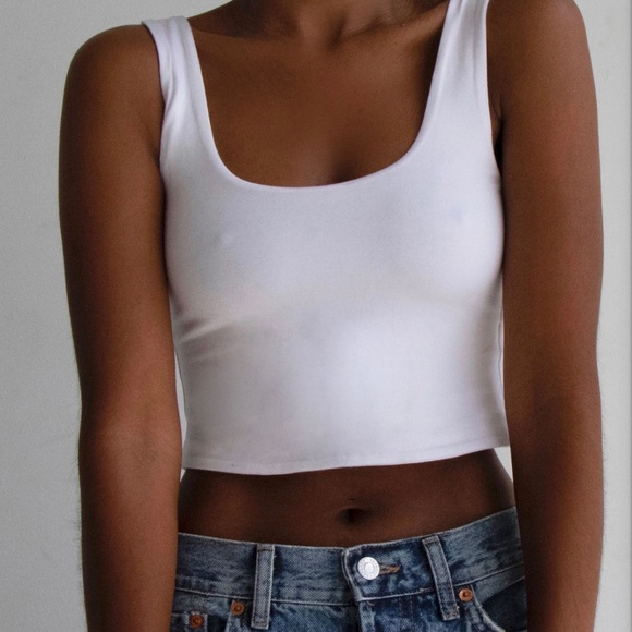 Re Ona Tops - RE ONA Signature Tank Crop in White XS